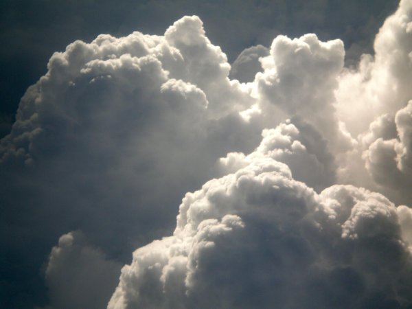 Крупные облака