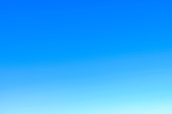 Безоблачное небо