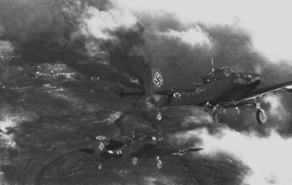 Штурмовики ил - 2 атакуют 1944