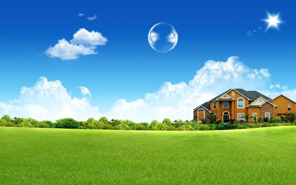 Дом на фоне неба