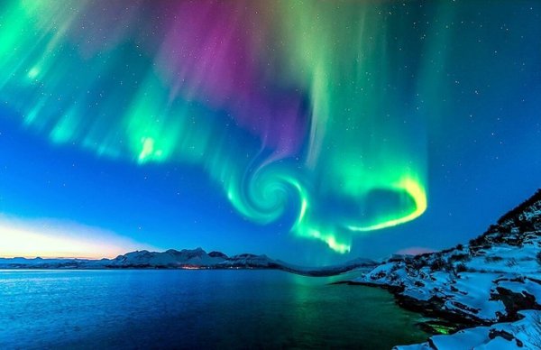 Северно Ледовитый океан Северное сияние