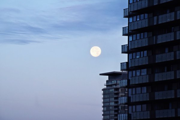 Облака над домом