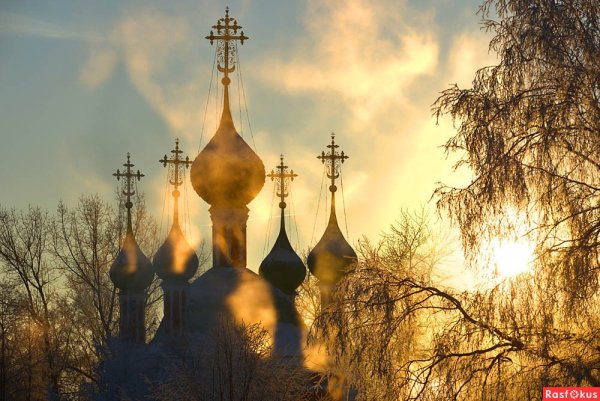 Оптина кресты купола.
