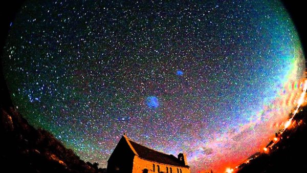 Фиолетовое небо со звездами