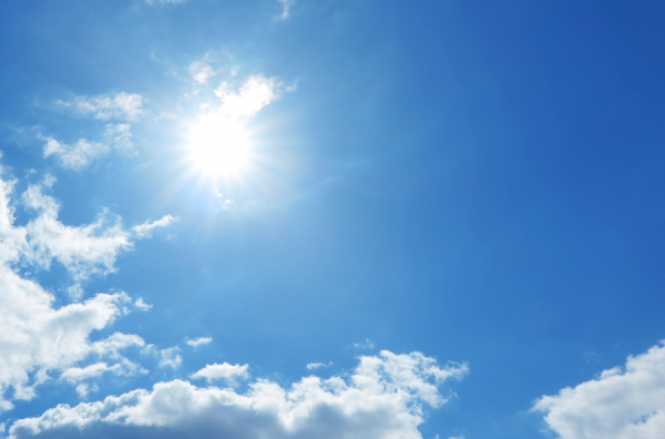 Фон чистое голубое небо