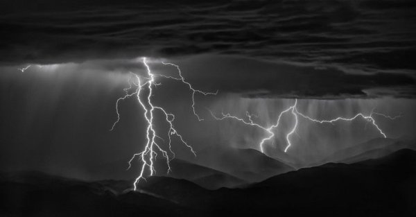 Гроза ночью