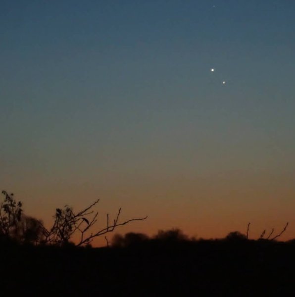 Парад планет Юпитер видно