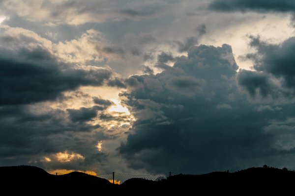 Тучи закрыли небо