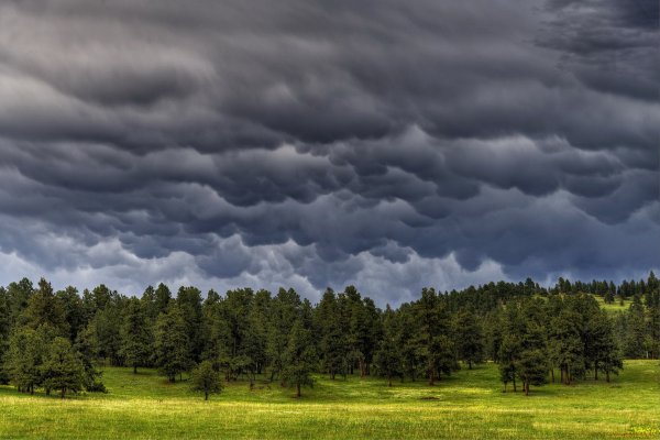 Тучи осенью