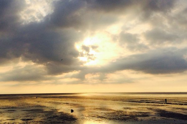 Бог глаза облака