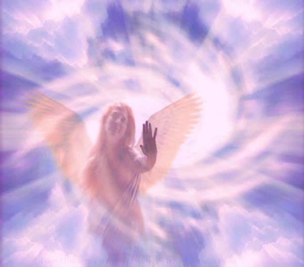 Ангел на земле