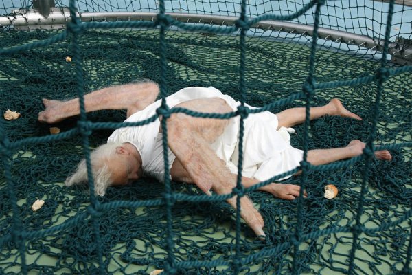 Ангел в клетке