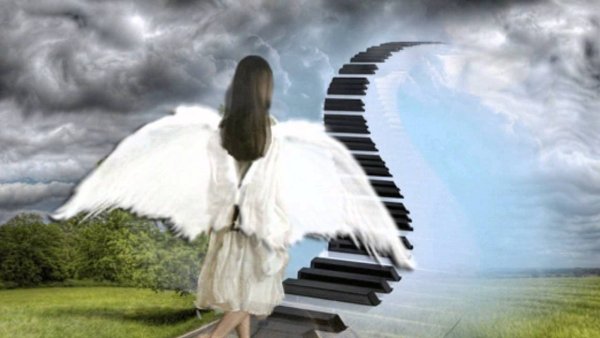 Ангел уходит в небо