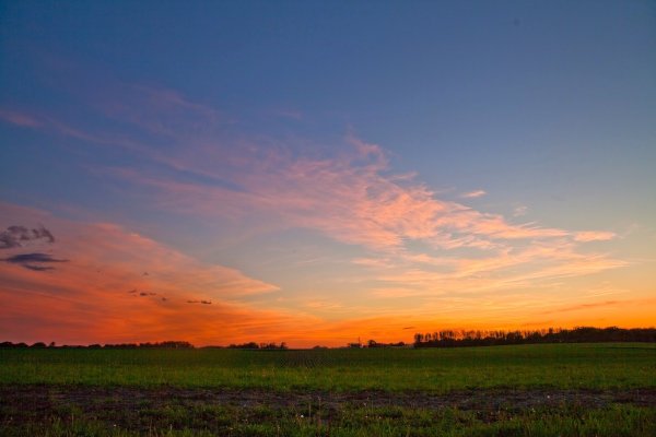 Вечернее летнее небо