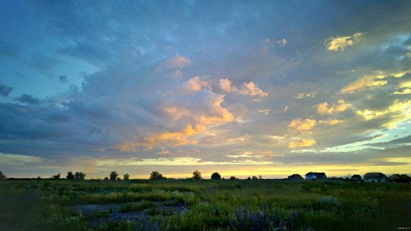 Небо вечереет