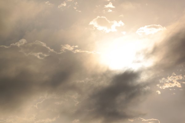 Пасмурное туманное небо