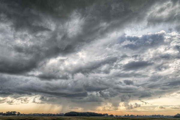 Слоисто дождевые облака