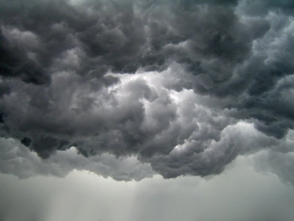 Пасмурные тучи