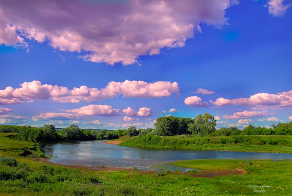 Речка и небо