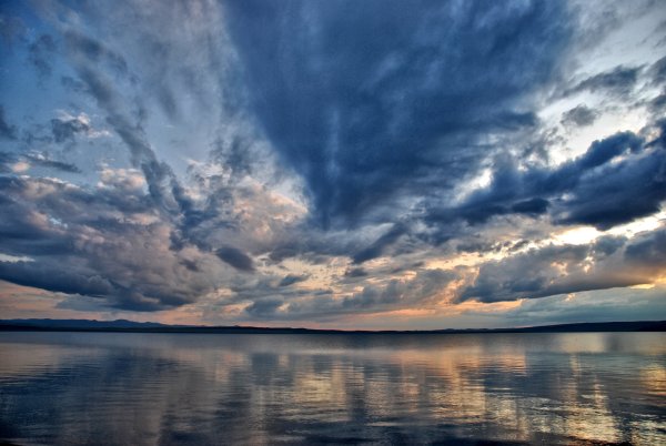 Ф Тютчева в небе тают облака