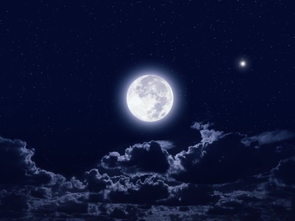 Ночное небо с луной