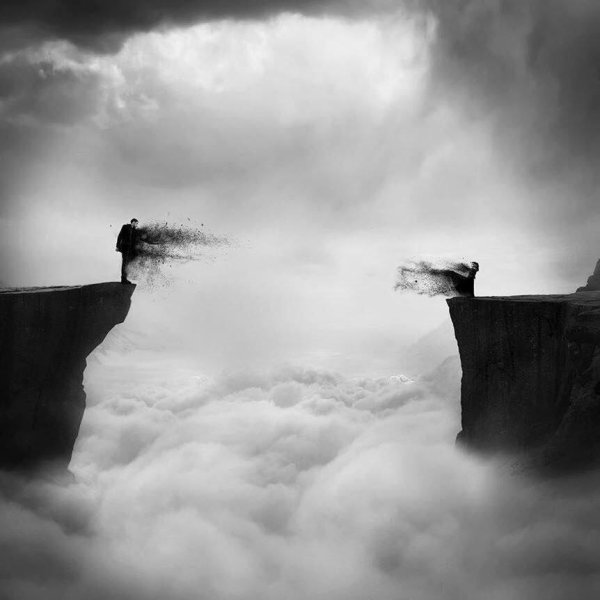 Девушка в облаках