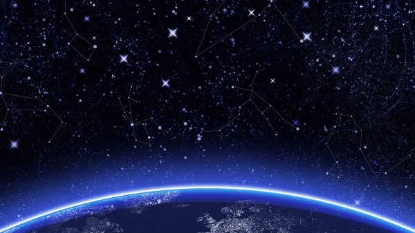 Человек на фоне звездного неба