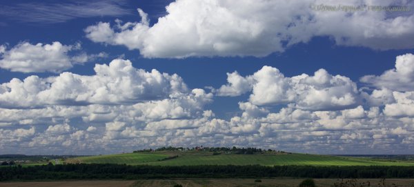 Облака плывут