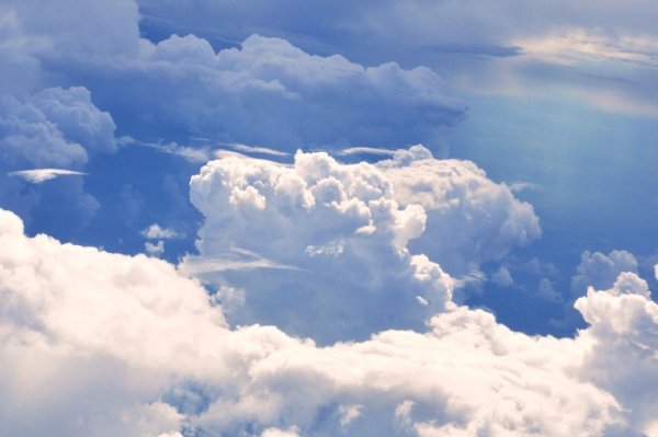 Небо с облаками