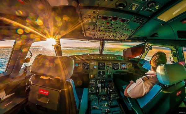 Кабина пилота Мартин Балтимор