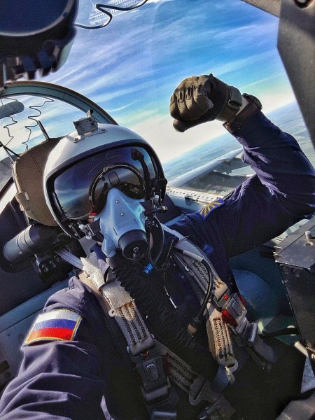 Шлем пилота ВКС РФ