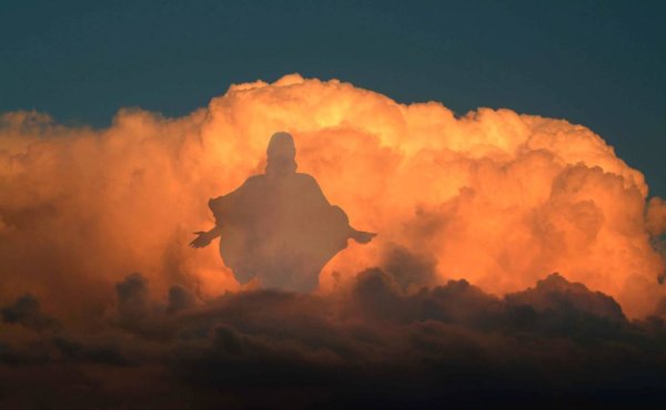 Рука из неба