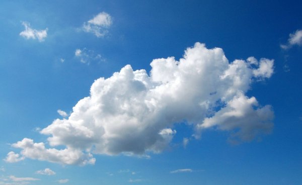 Маленькое белое облако