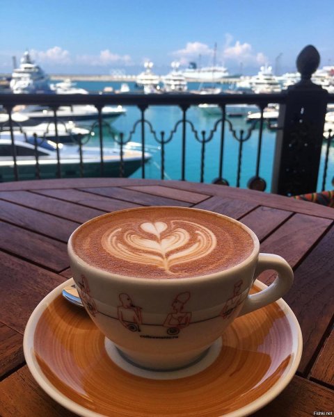 Чаепитие с видом на море