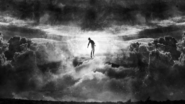 Парень падает