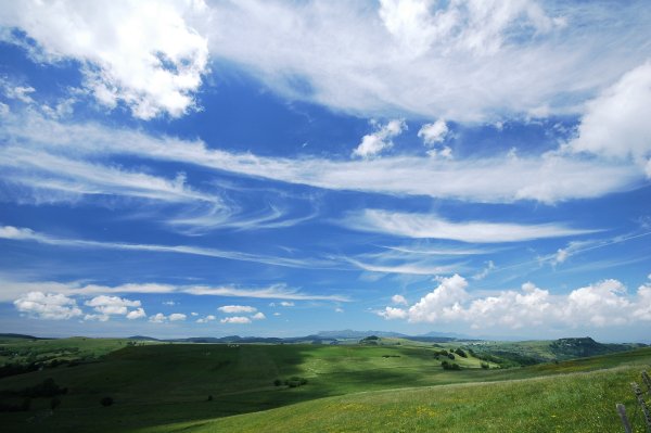 Солнце в облаках