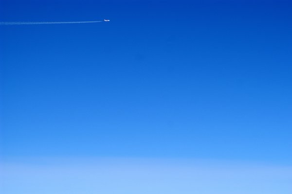 Голубое небо без облаков