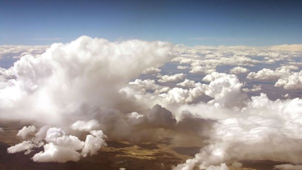 Облака с земли
