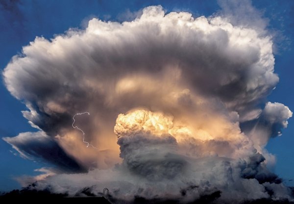 Кучево-дождевые облака