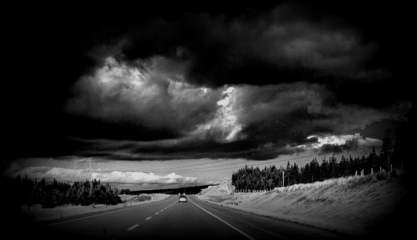 Фото сложный путь в серых тонах