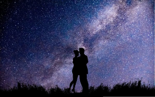 Под звездами