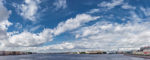 Летнее небо в Санкт Петербурге
