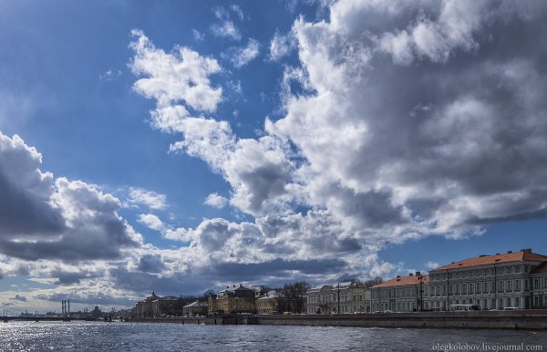 Облака над Петербургом