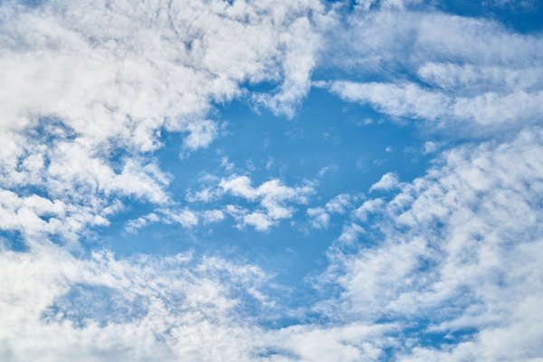 Голубое небо