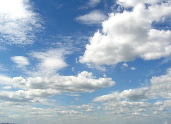 Небо в седых облаках