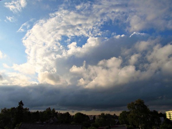 Голубое небо