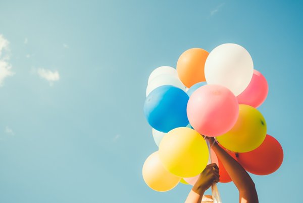 Красивые шары в небе