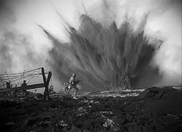 Взрыв артиллерийского снаряда