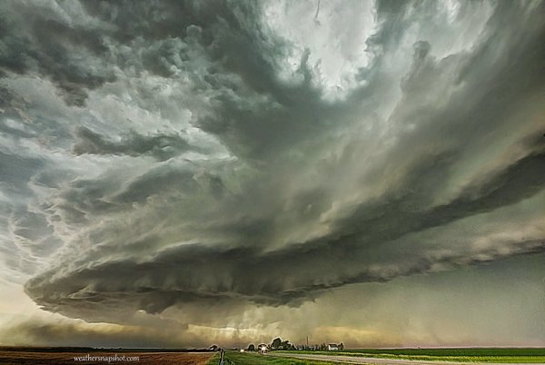 Штормовые тучи