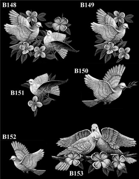 Голуби на памятник